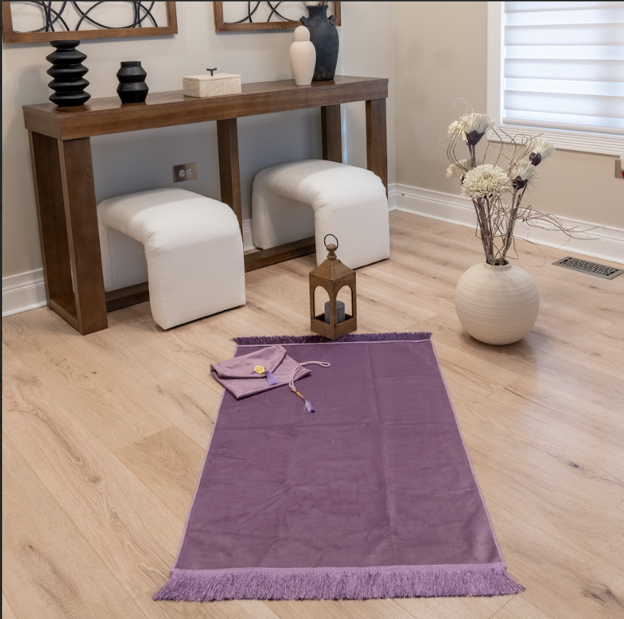 Travel Prayer Mat with Prayer Beads and pouch.