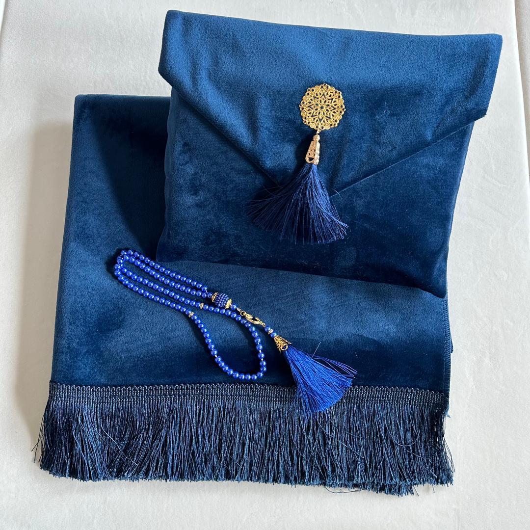 Travel Prayer Mat with Prayer Beads and pouch.