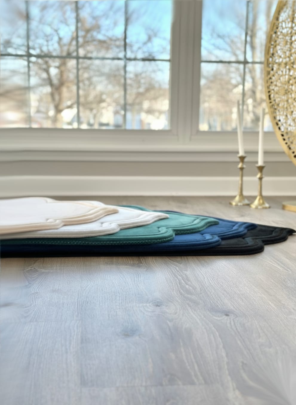 Luxury Padded Prayer Mat / Islamic Prayer Rug with Tote Bag – Non-Slip Floral Design