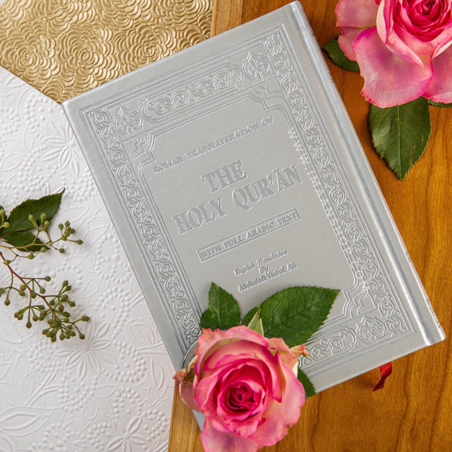 The Holy Quran w/English Transliteration & Translation in Colored pages|  Large size