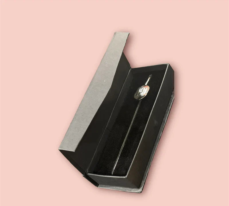 Oval Iqra bookmark with Gift Box